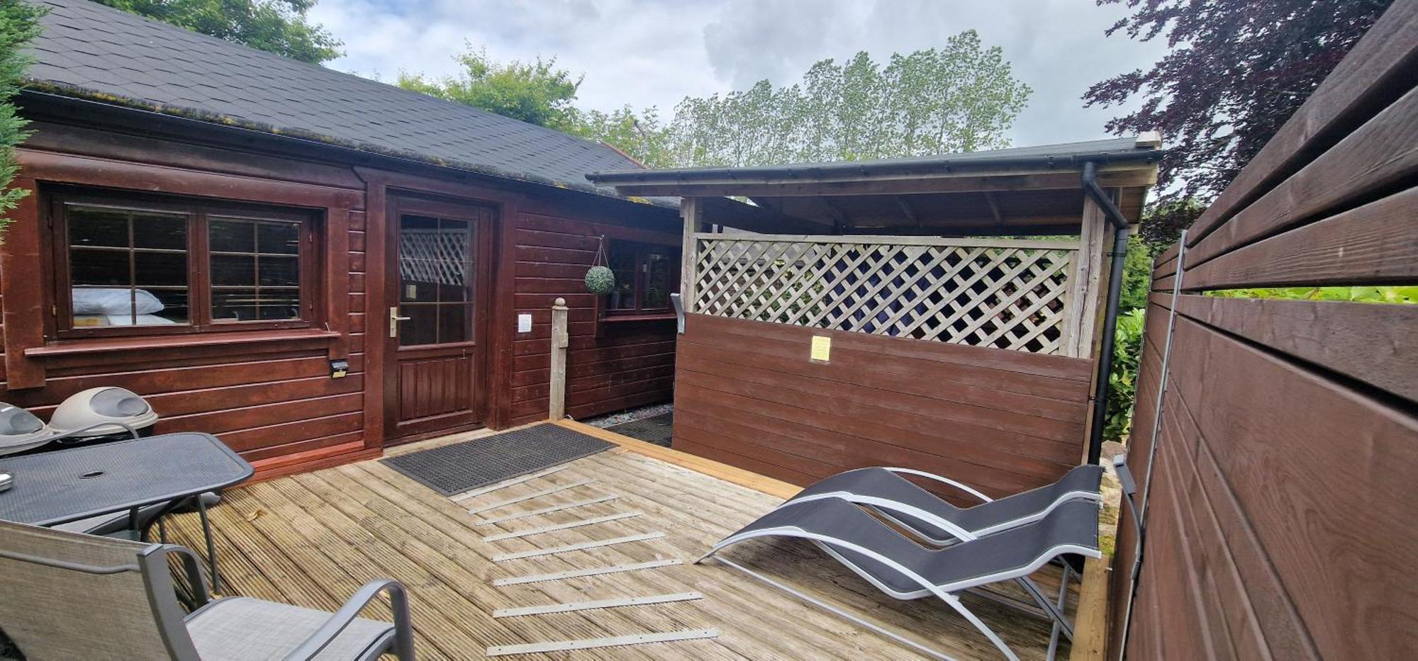 Cypress Log Cabins Accommodation Godshill  Bagian luar foto